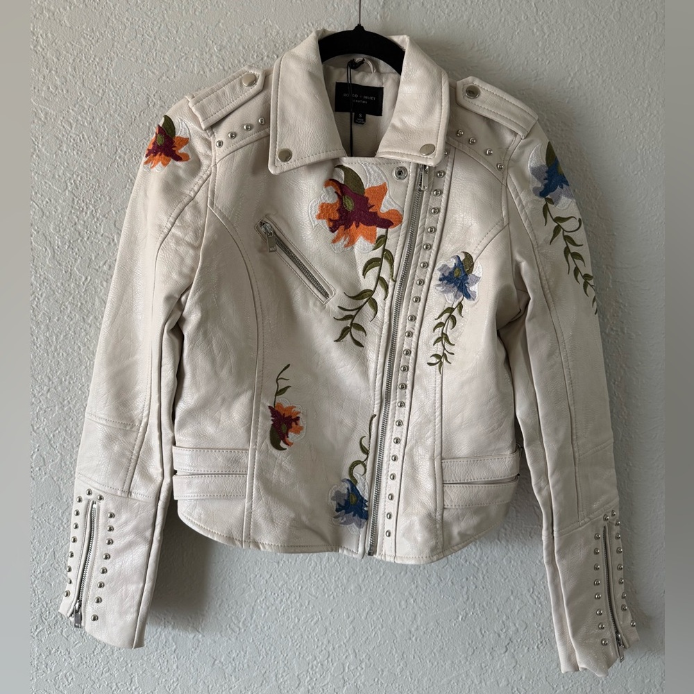 NWT Romeo + Juliet Faux Leather Embroidered Ivory Motorcycle Jacket Size S Boho